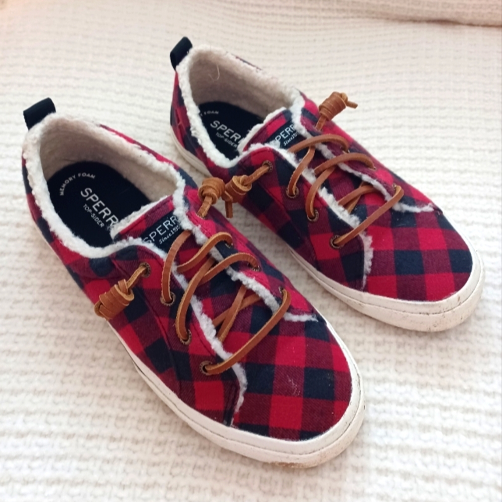 Size 8 Plaid Sperrys